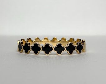 【BLACKPURPLE】Clover cubic bracelet Black Clover With Accent Cubic Spring Bangle Bracelet