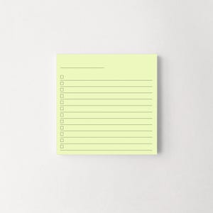 Op de afbeelding: Een vierkant, lichtgroen plaknotitieblok met een gelijnde binnenkant en selectievakjes. De bovenkant van het blok heeft een horizontale lijn. Het blok ligt op een witte achtergrond.