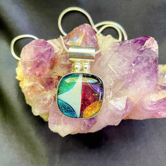 Vintage Taxco dichroic glass pendant