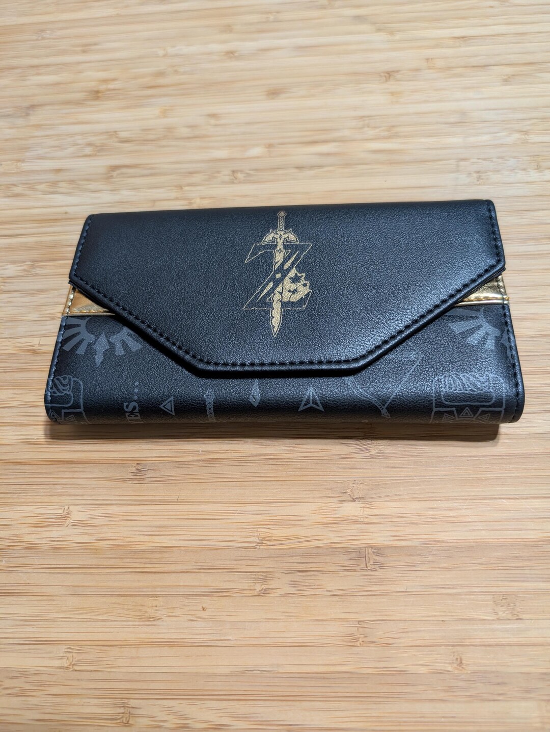 Zelda Gold Z Logo Snap Close Clutch Wallet - Etsy