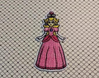 Super Mario Princess Peach 2.3" Tall Iron-on/Sew-on Embroidered Patch