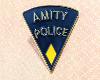 Jaws Amity Police Yellow Diamond 1.5-Inch-Tall Metal Enamel Pin