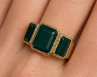 Green Stone Statement Ring, Gold Tone 925 Sterling Silver, Chunky Wide Band, Size 7, Vintage Modern Ring, Bold Statement Ring Gift