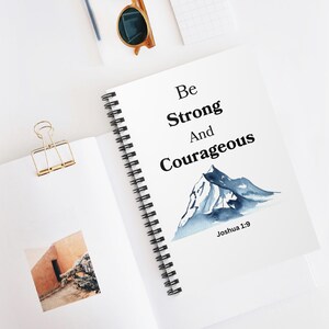 Quaderno a spirale motivazionale per uomini - Sii forte e coraggioso, diario motivazionale, regalo per studenti, credenti, laurea, incoraggiamento immagine 5
