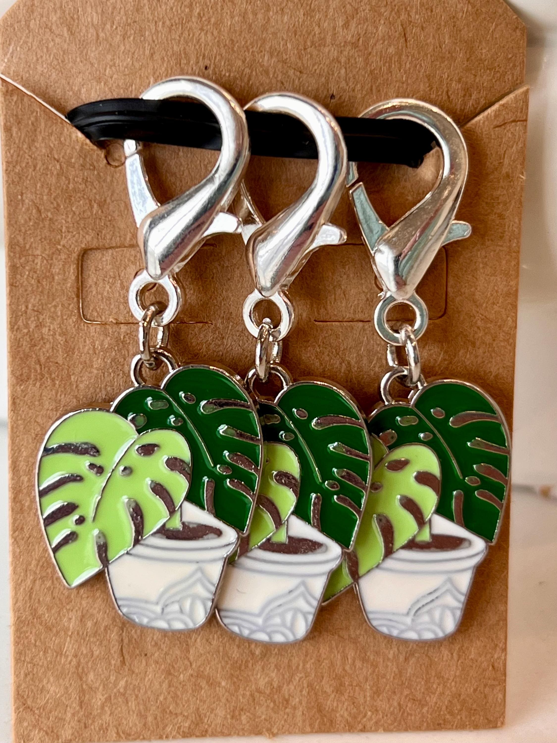 Monstera Stitchmarkers Charm Crochet Pattern