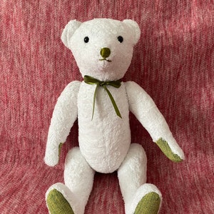 Teddybär handgefertigt & recycled Bild 1