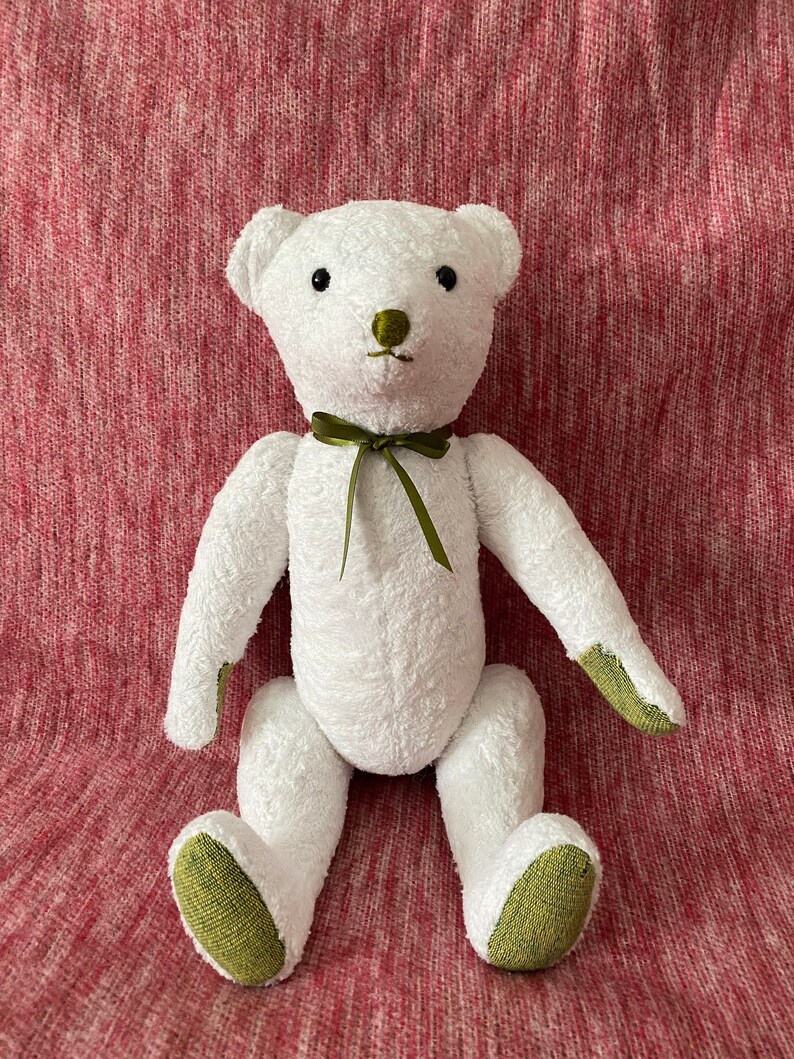 Teddybär handgefertigt & recycled Bild 1