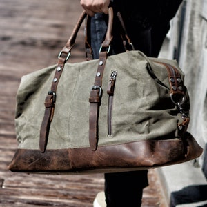 Personalized leather Duffle bag, Vintage canvas bag, Leather Duffel Bag, Duffel Bag,Custom Canvas Bag,Leather Travel Bag, Gift for him / her