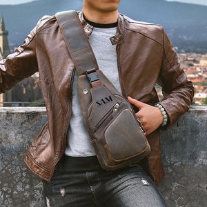 Sac bandoulière en cuir personnalisé pour homme Sac bandoulière Sac poitrine en cuir Sac messager Sac de voyage Sac à dos Cadeau pour lui Père mari