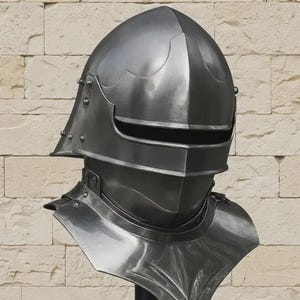 Handgemaakte stalen Knight Sallet-helm | Gotisch harnas met Gorget