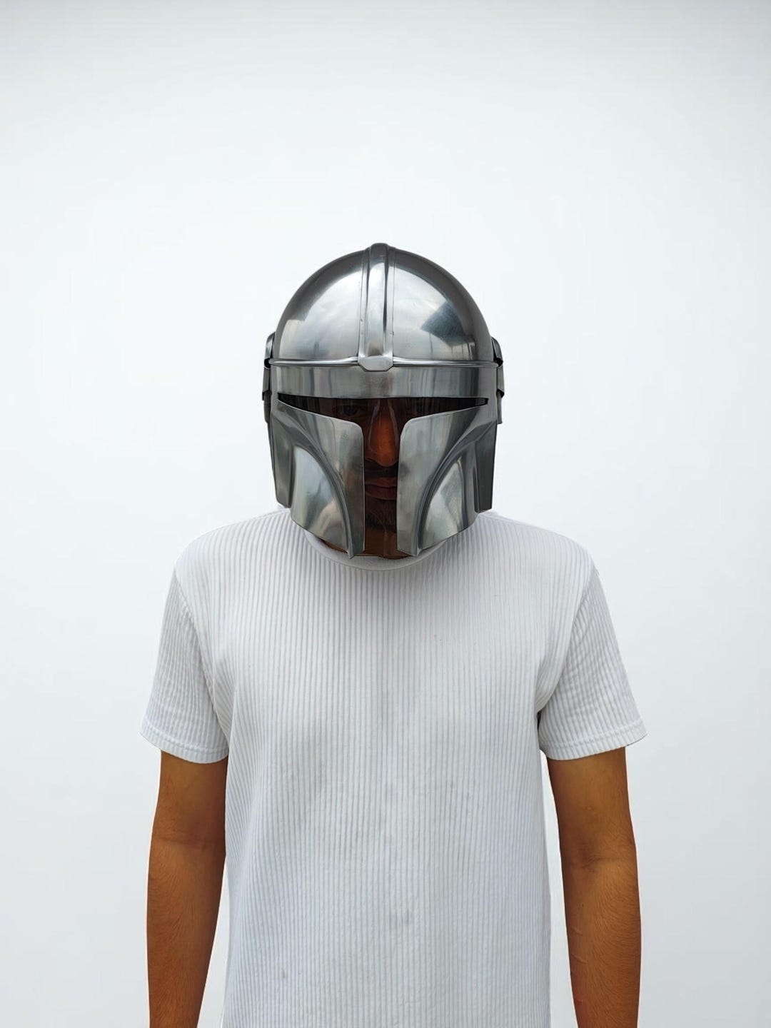 マンダロリアンヘルメットレプリカ - 金属製コスプレ小道具 - スター