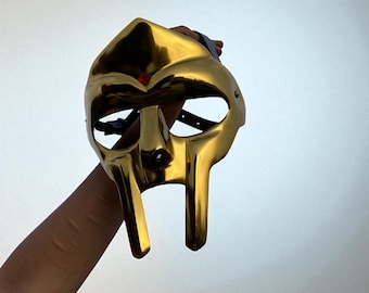 Máscara de guerrero de metal dorado hecha a mano: armadura medieval para cosplay