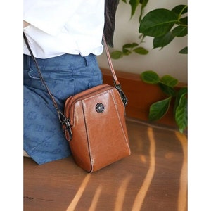 Women Leather Crossbody Phone Bags Small Shoulder Bags Lady Handbag Mobile Phone Bag Pouch Adjustable Strap Coin Purse Wallet Gift For Her