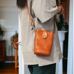 Sacs à bandoulière en cuir pour femme Petits sacs à bandoulière pour femme Sac à main pour femme Pochette pour téléphone portable à bandoulière réglable Porte-monnaie Portefeuille cadeau pour elle