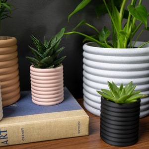 Tabletop Planter with Hidden Drip Tray - The Poppy | Plant Pot | Flower Pot