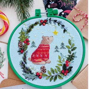 Bear Cross Stitch Kit, Counted Nature Cross Stitch, Modern Funny Embroidery, Easy 3D Cross Stitch Kit, Hand Embroidery, Christmas Gift