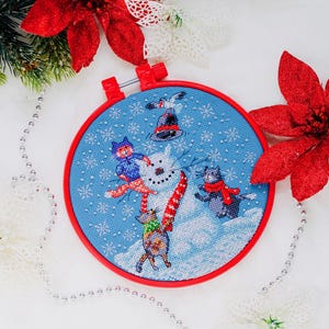 Cross Stitch Kit &quot;Snowman Cat&quot;:Unique Christmas Cross Stitch Pattern, Counted Needlepoint Kit and Craft Gift for Her or Home Decor,Abris Art