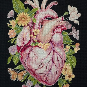 Heart Cross Stitch Kit, Counted Cross Stitch, Easy Embroidery Kit, DIY Home Decor, Handmade Gift, Gifts for Crafters, Christmas Gift
