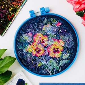 Kreuzstich Stickset, Blumen Stickerei DIY Bastelset für Anfänger, Natur & Pflanzen Kreuzstich Kunst, Handarbeitsset, Kreuzstich Geschenkidee
