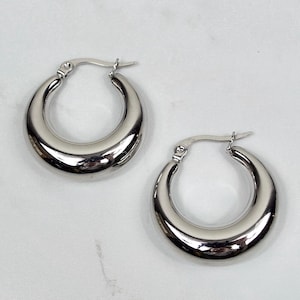 Chunky Silber Creolen Ohrringe - The Cleo Creolen (Medium), versilberter Edelstahl