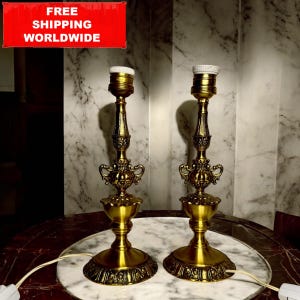 Vintage messing tafellampen: sierlijke barokke neoklassieke verlichting
