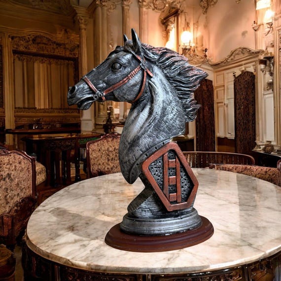 ヴィンテージ馬頭彫刻 - 台座付き大型樹脂製騎馬胸像 34.5 x 27 cm 