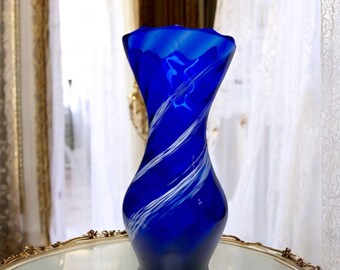 Vase vintage en verre tourbillon bleu cobalt, décoration d'intérieur de style art déco soufflé à la main