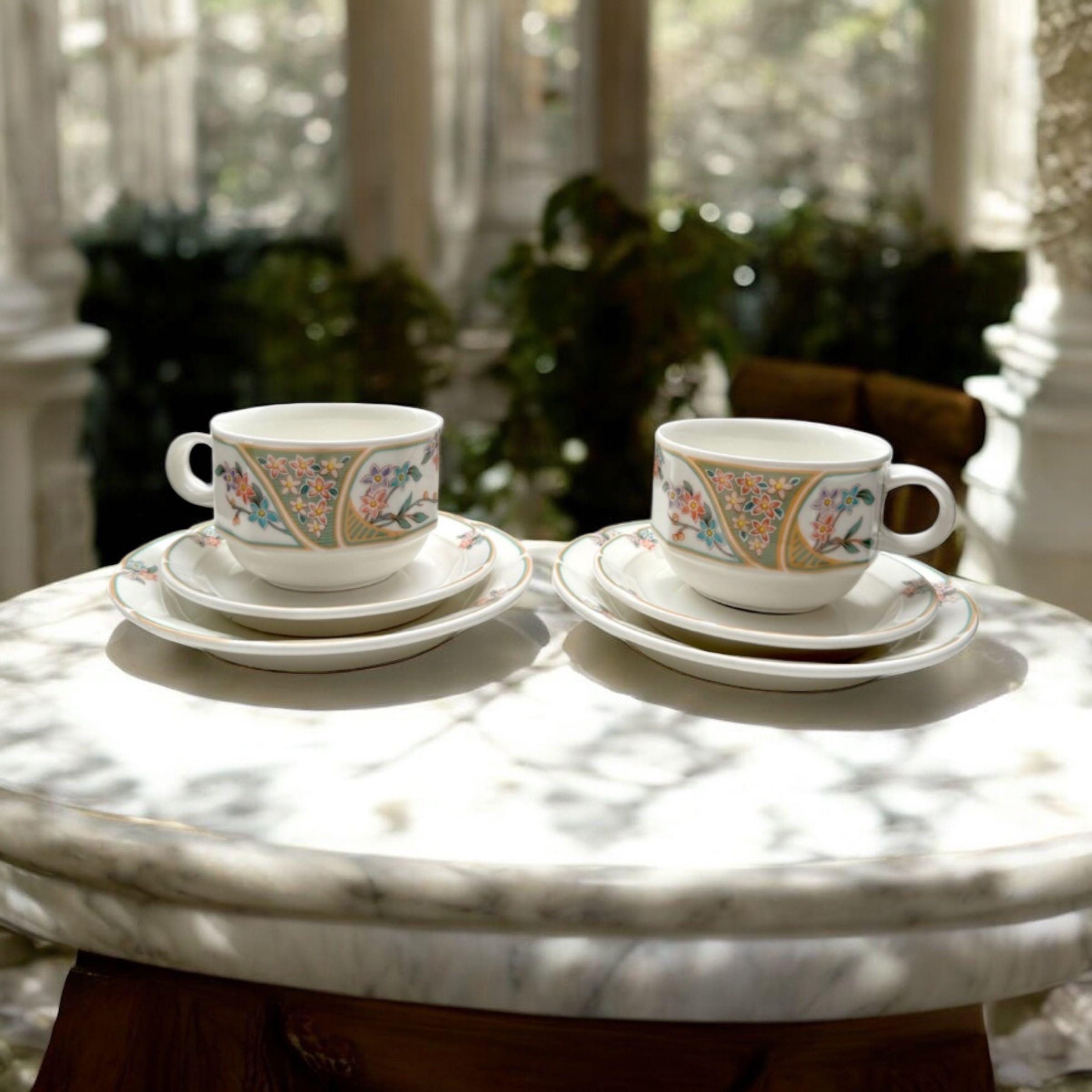 Villeroy & Boch 花柄皿とカップセット　ペア Villeroy and Boch Floral Teacup & Saucer Set – Vintage Bone China