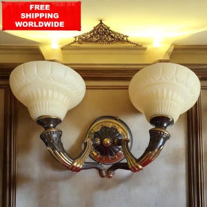 Vintage Empire Style Wall Sconce – Double Arm Brass & Ebony Fixture with Carved Glass Shades – 27x37 cm / 10,6 x 14,5 in