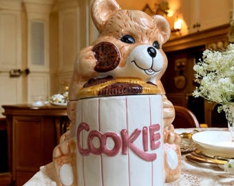 青い帽子をかぶったヴィンテージ風セラミック製クマ型クッキージャー