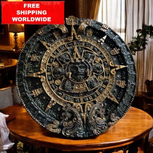 Aztec Calendar Wall Plaque – Black & Gold Resin Decorative Disk 35 cm / 13.7 inch