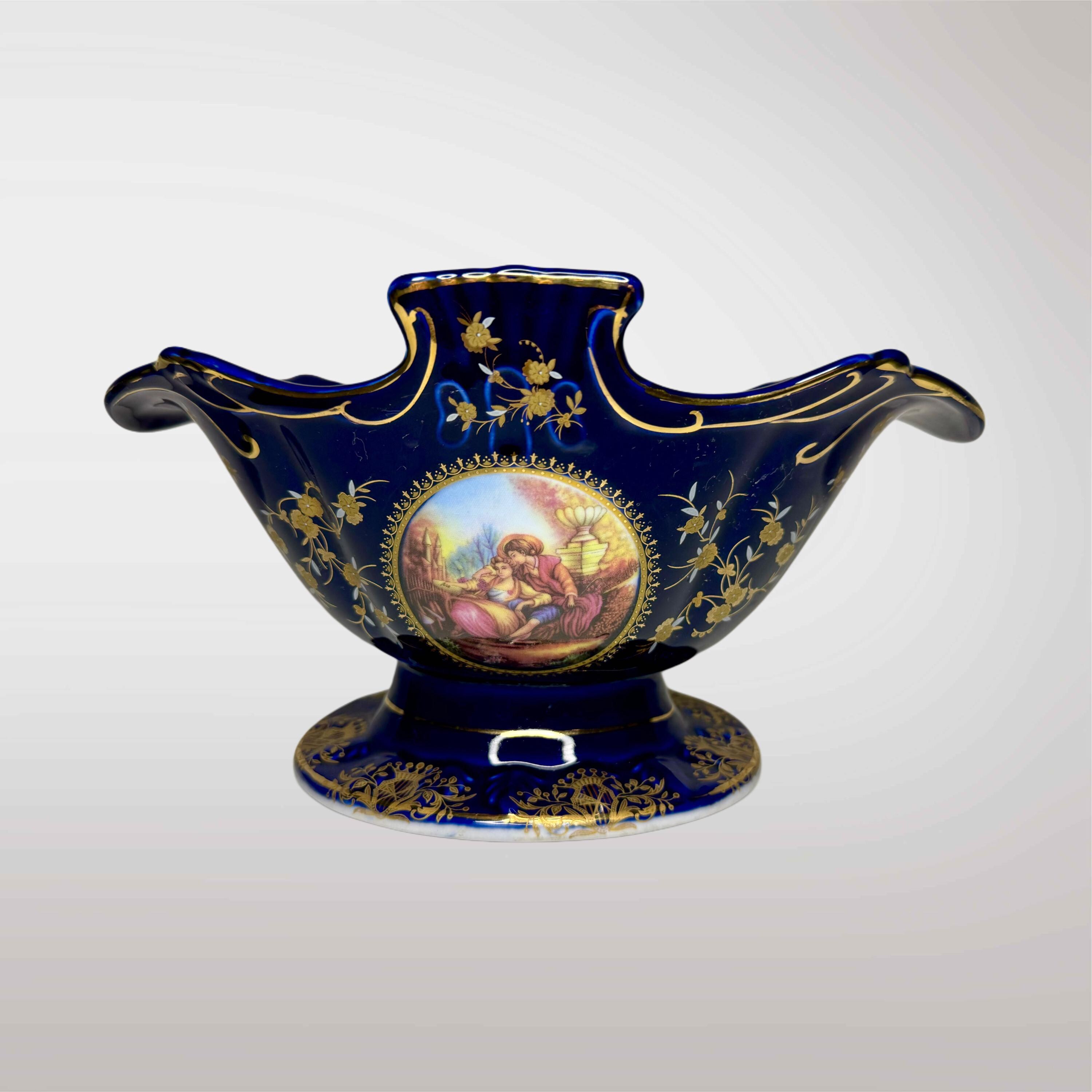 コバルトブルーの金箔装飾花瓶 コバルトブルーの金箔装飾花瓶