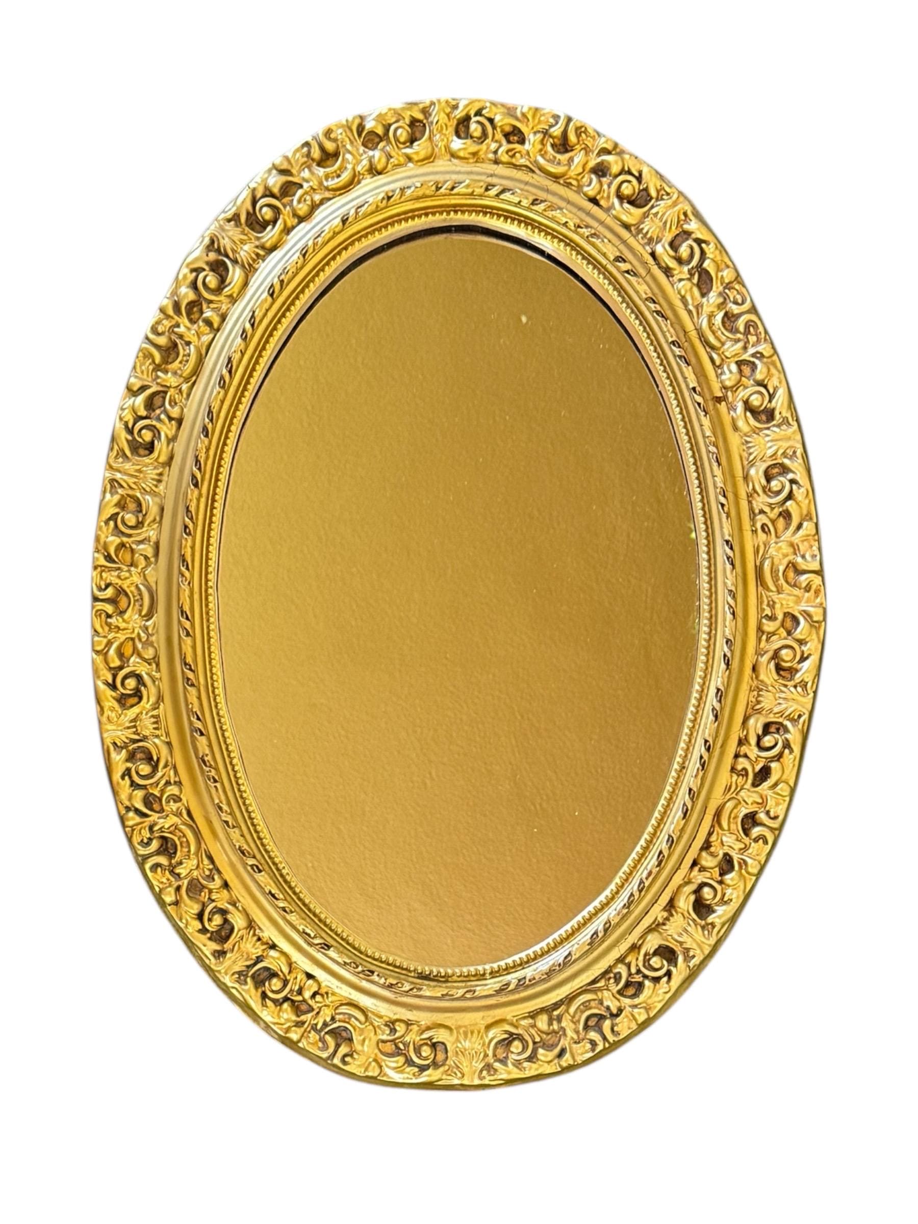 ヴィンテージバロックオーバルウォールミラー：華やかなゴールドロココ