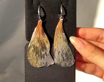 Pendientes de pétalos de hibisco naturales bañados en resina con cierres de acero, pendientes de resina de flores naturales prensadas a mano