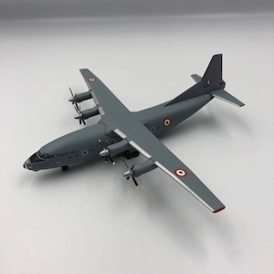 Aircraft model Antonov An-12  India Air Force scale 1:200