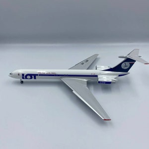 Aircraft model Ilyushin 62M LOT Polish Airlines Reg: SP-LBB, sp-lbd, sp-lbf  scale 1/200