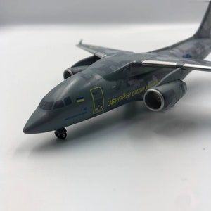 Vliegtuigmodel Antonov 178-100P Oekraïense strijdkrachten "08", "09", pixelkleurenschaal 1/200