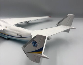 Antonov An-225 Mriya 1:200 Resin Aircraft Model With Signed
