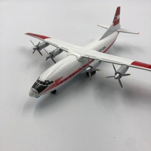 航空機モデル アントノフ An-12 アエロフロート CCCP-12956、CCCP-11527、CCCP-04366、cccp-11014、cccp-11819 スケール 1:200