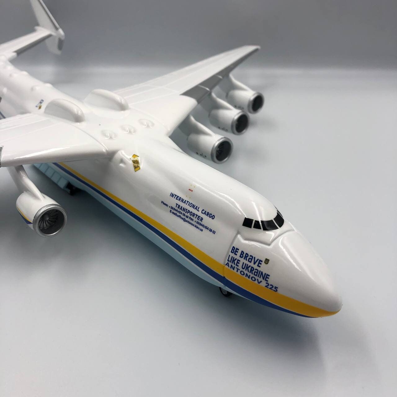 Antonov An-225 Mriya Model – 1:200 Scale, Handmade Resin Aircraft