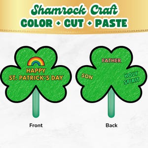 Könnte beinhalten: Ein St. Patrick's Day-Bastelprojekt mit zwei grünen Kleeblattformen mit Stielen. Das vordere Kleeblatt hat einen Regenbogen und den Text "Happy St. Patrick's Day". Das hintere Kleeblatt hat die Wörter "Father", "Son" und "Holy Spirit".
