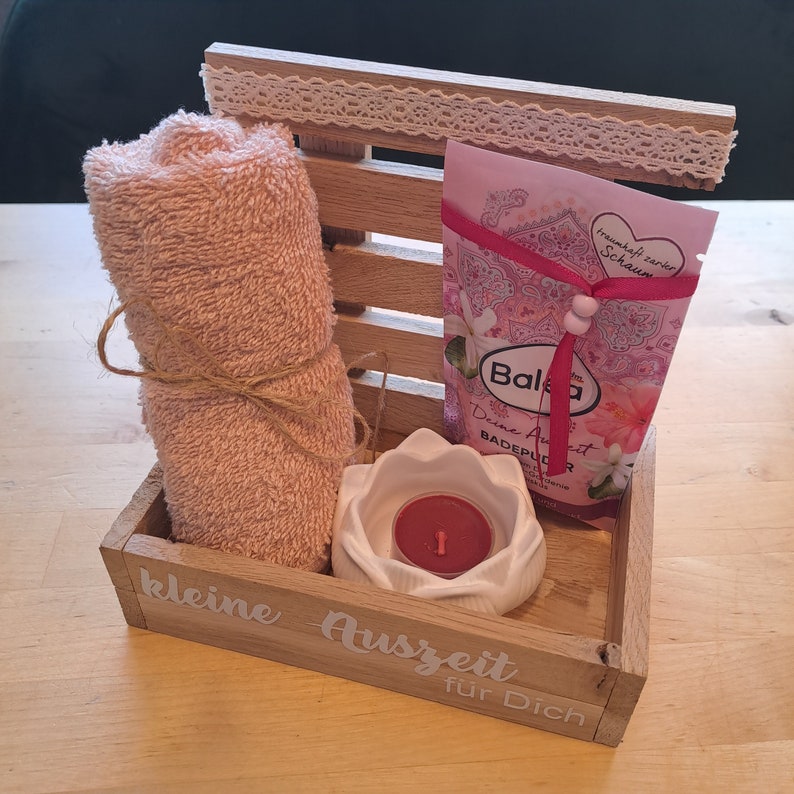 Wellnesspaket Wellnessgeschenk Gutschein Wellnesstag Geschenk Valentinstag Geschenk Wellnessurlaub Wellnessbox Rosa