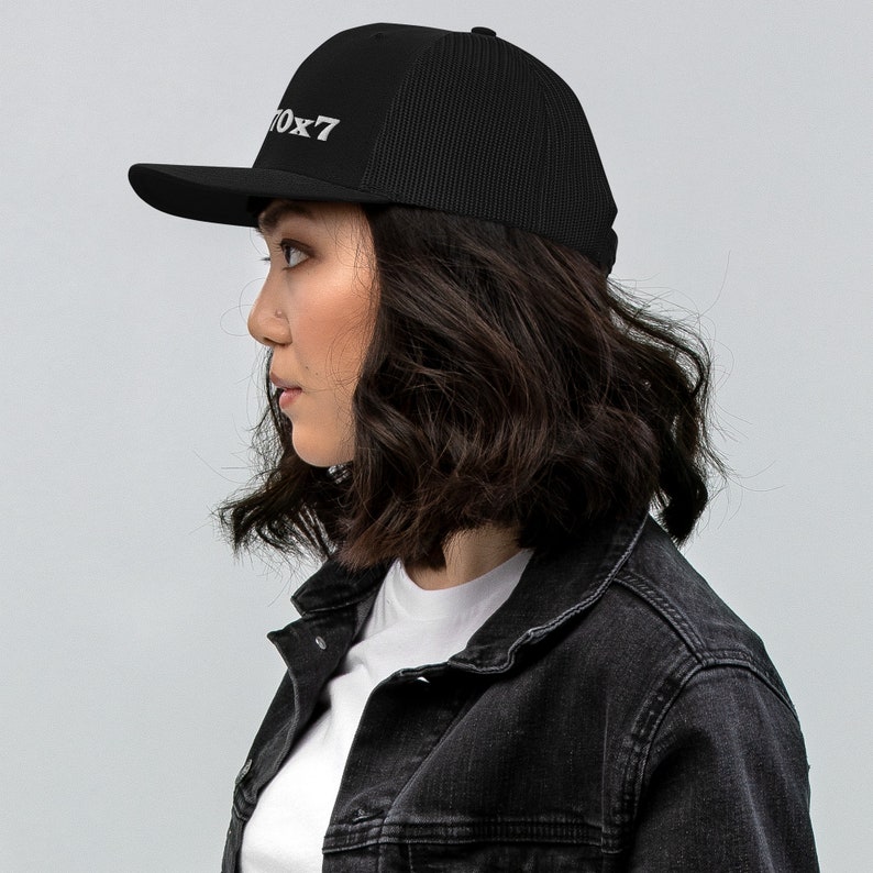 70x7 embroidered Richardson SR Trucker Cap