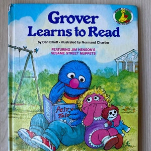Vintage 1985 Sesame Street Book: Grover Learns to Read