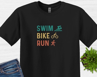 Koszulka z nadrukiem „pływaj, jedź, biegaj, triathlon”, prezent dla triathlonisty, prezent dla miłośnika maratonów, prezent dla kolarza, pływaka, biegacza, pływaka, prezent dla triathlonisty, dzień ojca
