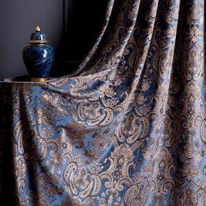 Gordijnen voor woonkamer en slaapkamer, luxe rode, zwarte, marineblauwe, blauwe, witte chenillegordijnstof, Victoriaanse damastpatroon gedrapeerde gordijnen