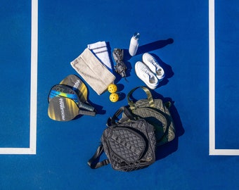 Pickleball Paddle Shoulder Bag, Pickleball Tote Bag with Zipper & Adjustable Shoulder Strap for Pickleball Racquet, Pickleball Bag for Women