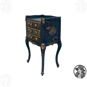 Bedside tables Entryway organization Nightstand Entryway table Distressed furniture Upcycled furniture Sofa table Vintage nightstand