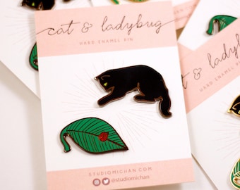 Cat & Ladybug Leaf Collar Set (Black Nickel Plated)