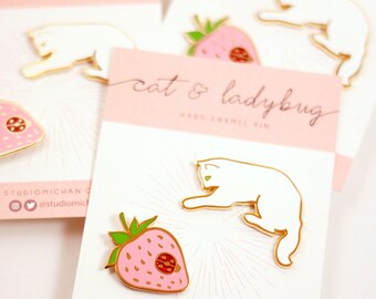 White Cat & Ladybug Strawberry Collar Set